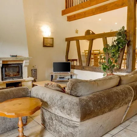 Secluded Holiday In Lacapelle-biron With Swimming Pool * Lacapelle-Biron
