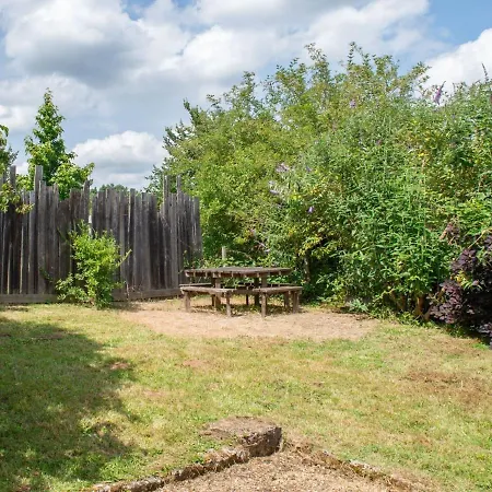 Dom wakacyjny Secluded Holiday In Lacapelle-biron With Swimming Pool Lacapelle-Biron
